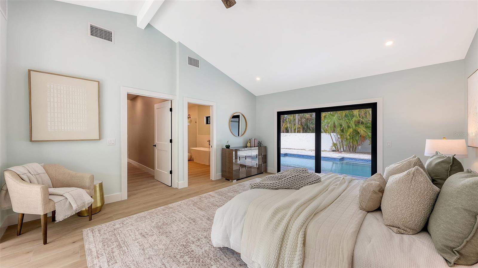 SIESTA PROPERTIES INC - Residential