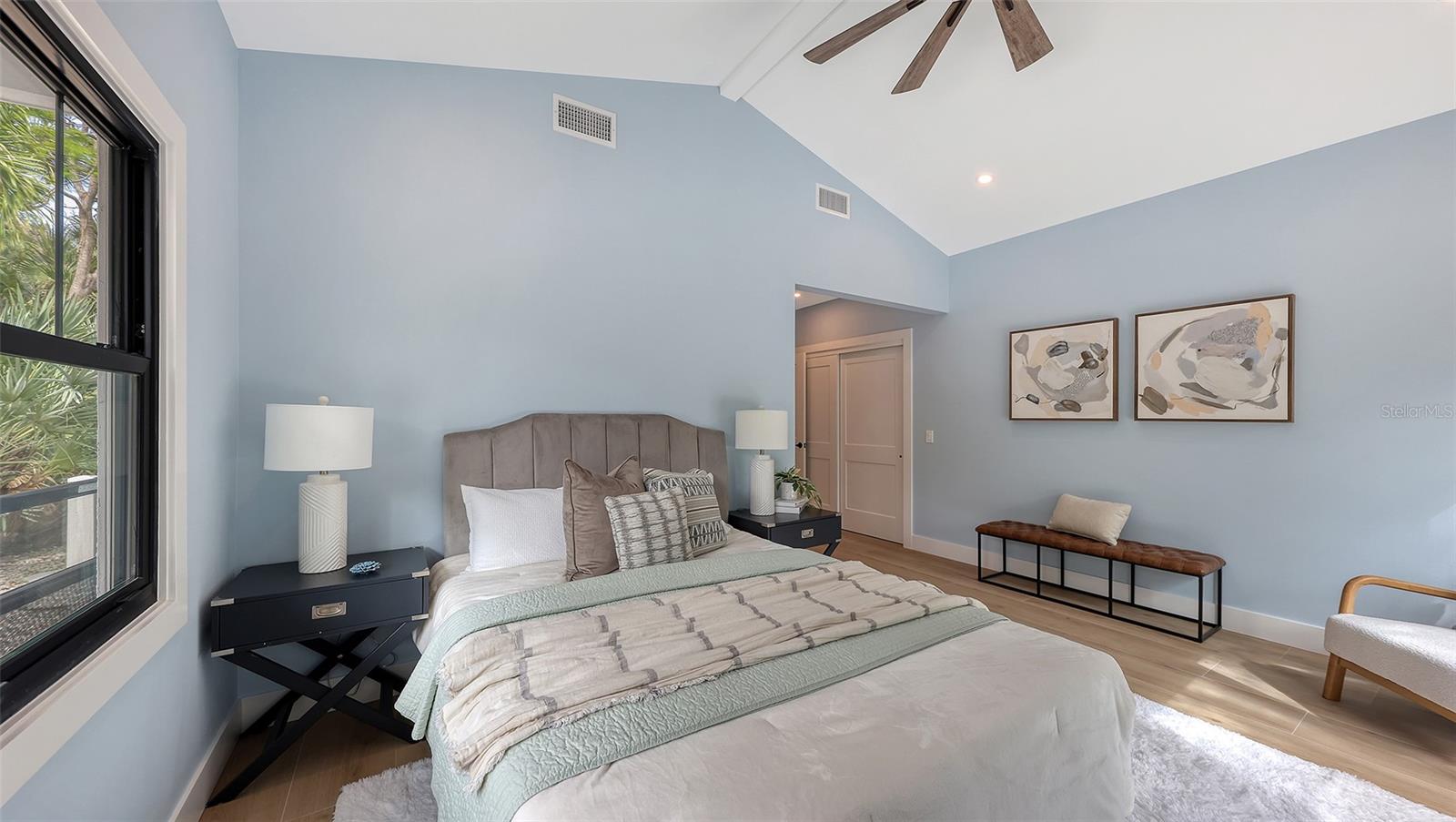 SIESTA PROPERTIES INC - Residential