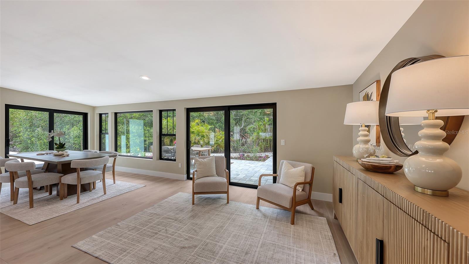 SIESTA PROPERTIES INC - Residential