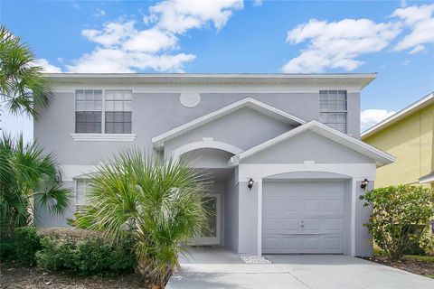 Photo of 316 Buckingham Circle, Davenport, FL 33897 (MLS # O6361982)