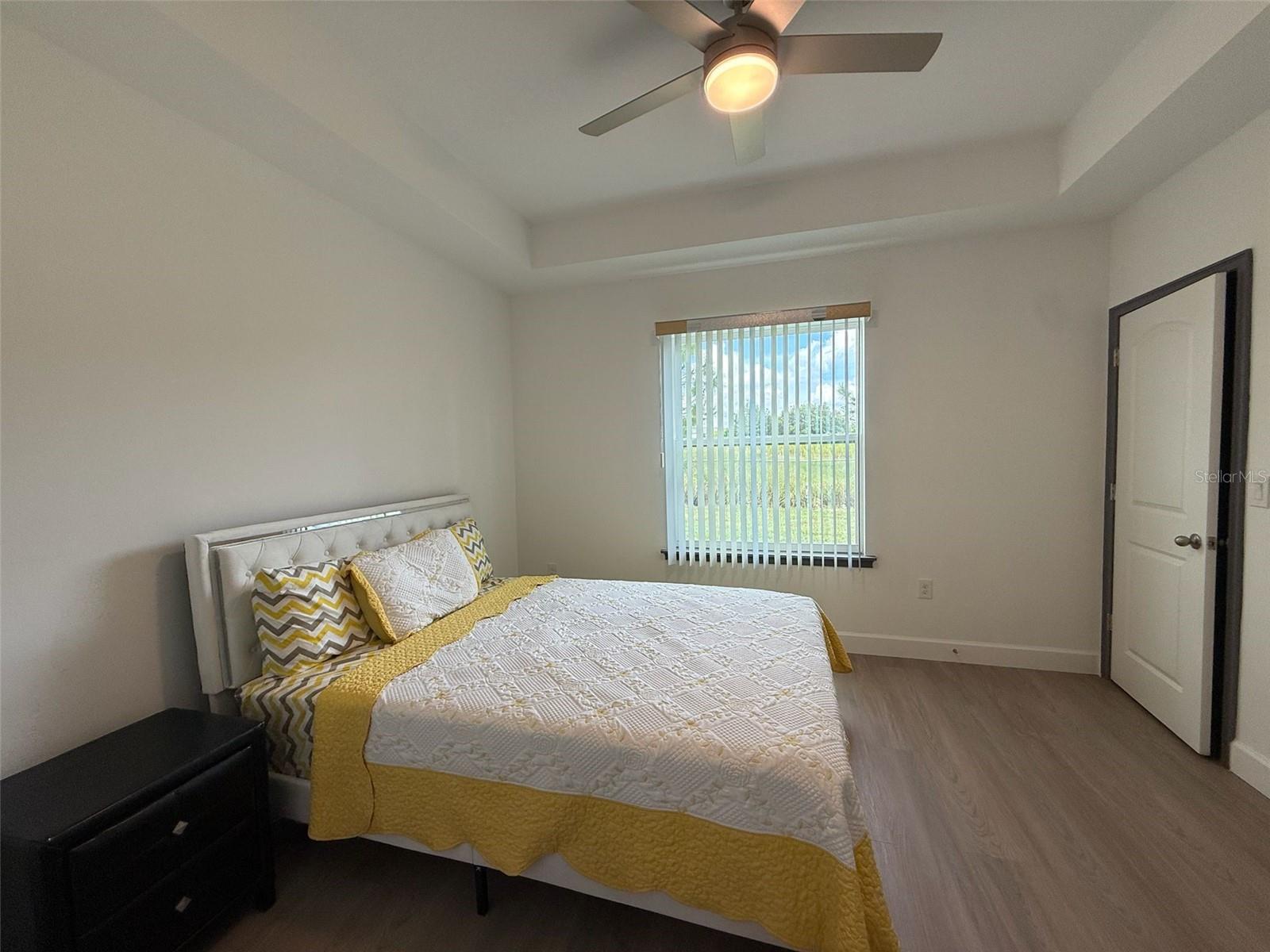 HOLLY HILL GROVE AND FRUIT CO - Residential Lease