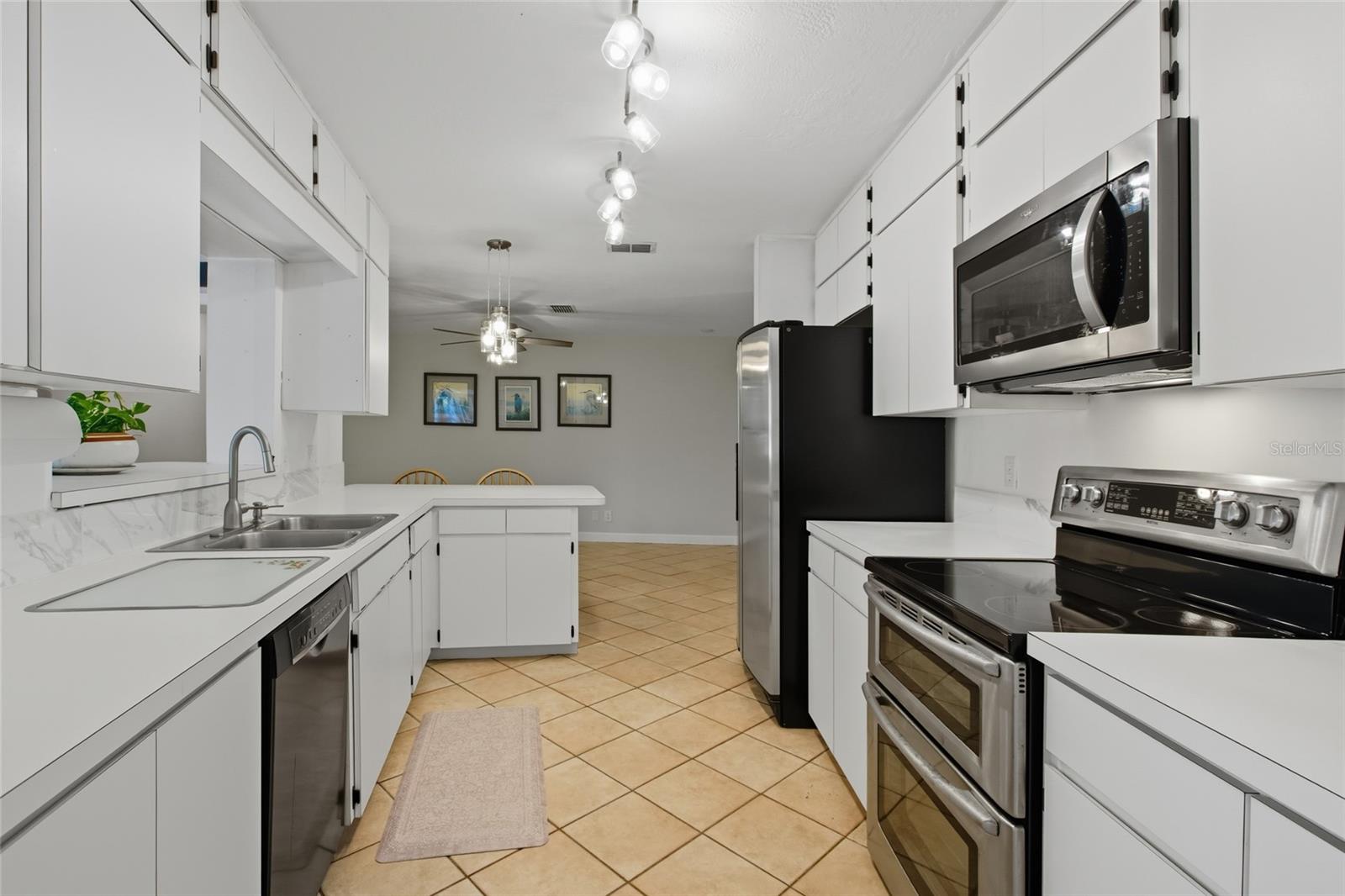 PATRICIAN POINT - Residential