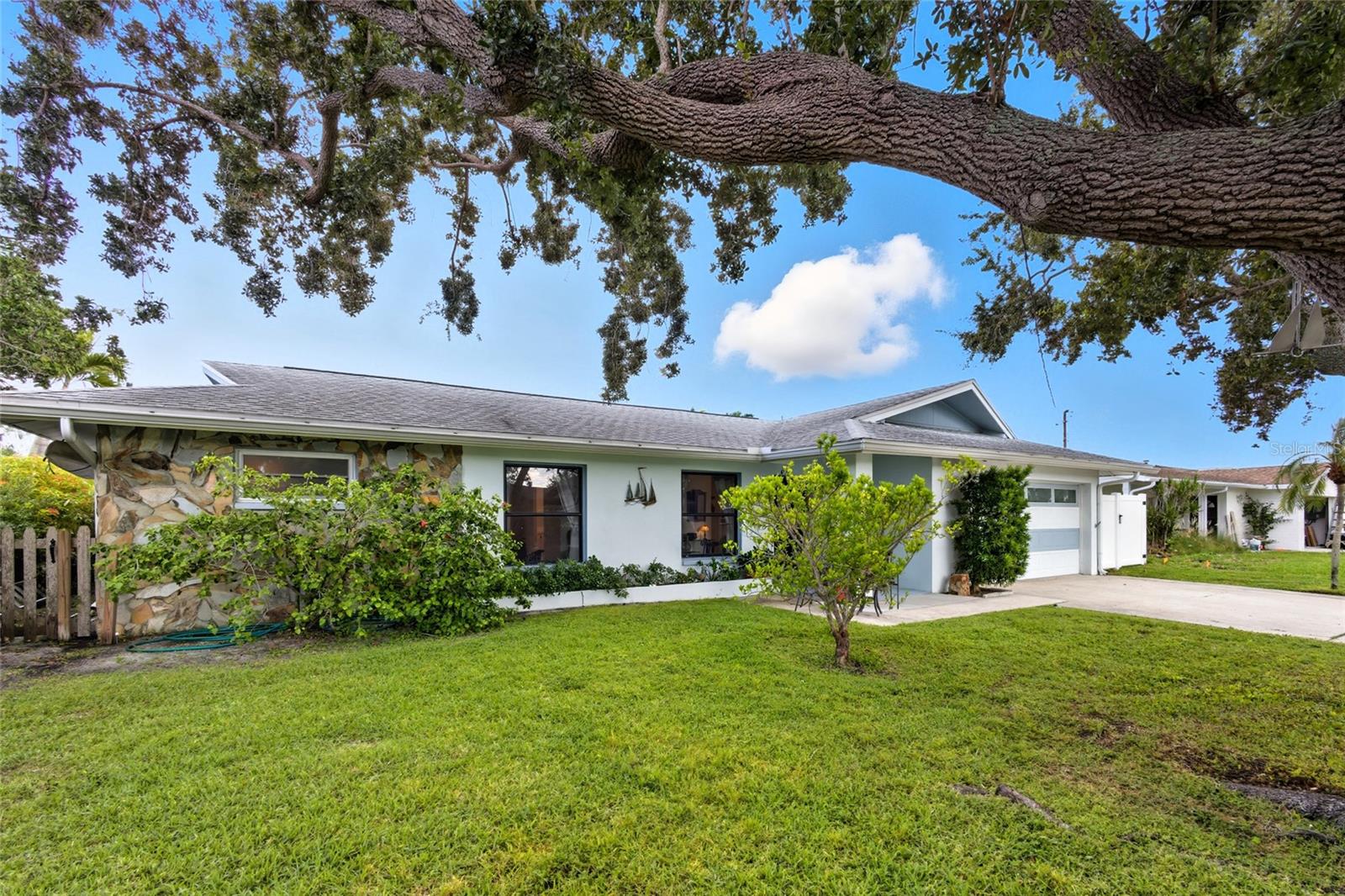 PATRICIAN POINT - Residential