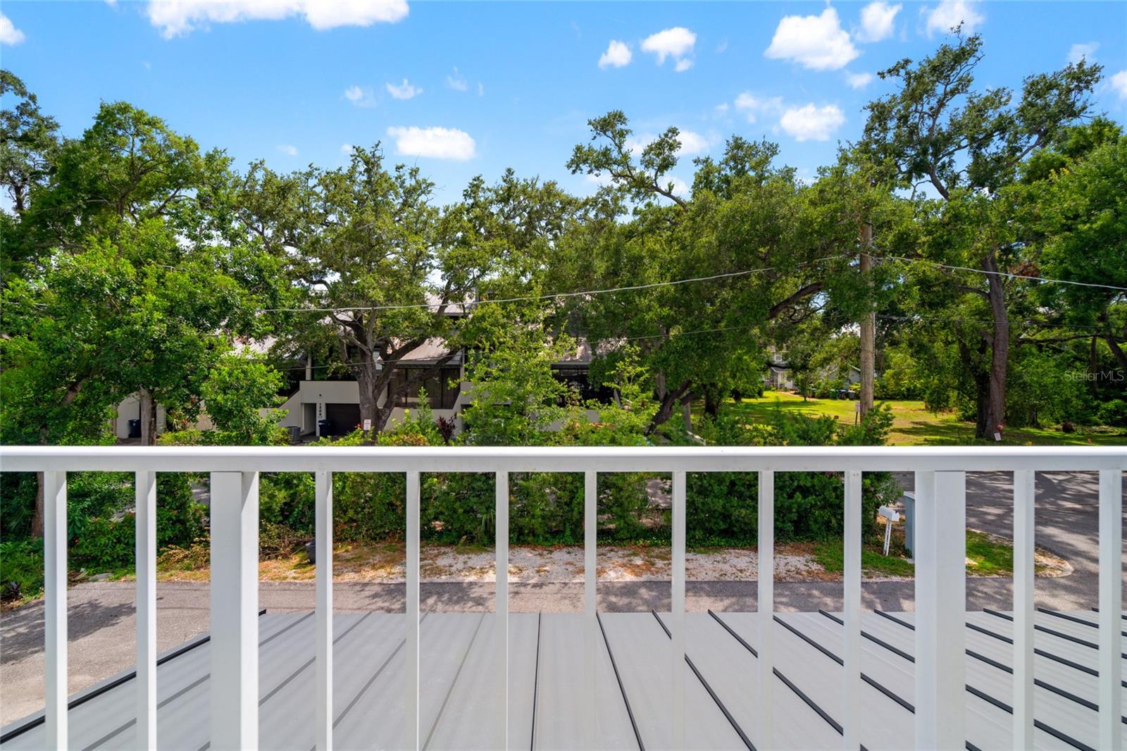 THE VILLAS OF BAY VILLA PLACE - Residential Lease