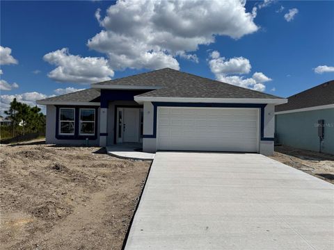 Photo of 2688 Averland Loop, North Port, FL 34287 (MLS # A4637934) Photo of 2688 Averland Loop, North Port, FL 34287 (MLS # A4637934)