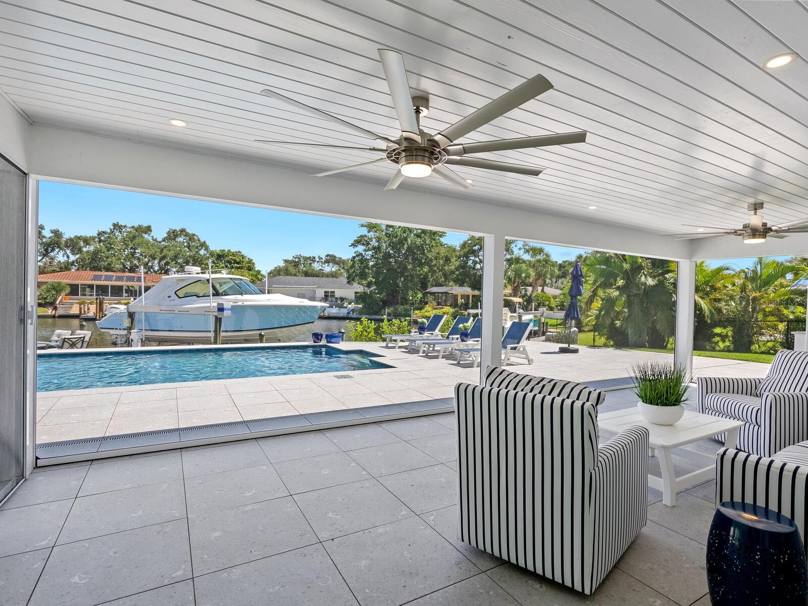 SIESTA ISLES - Residential