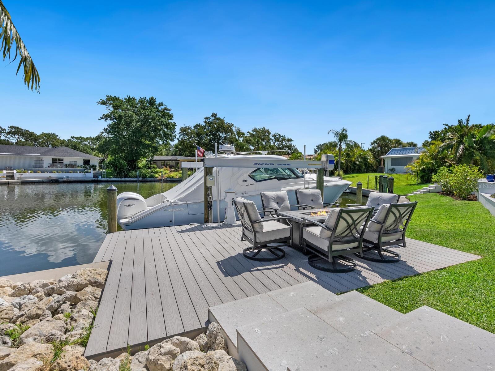 SIESTA ISLES - Residential