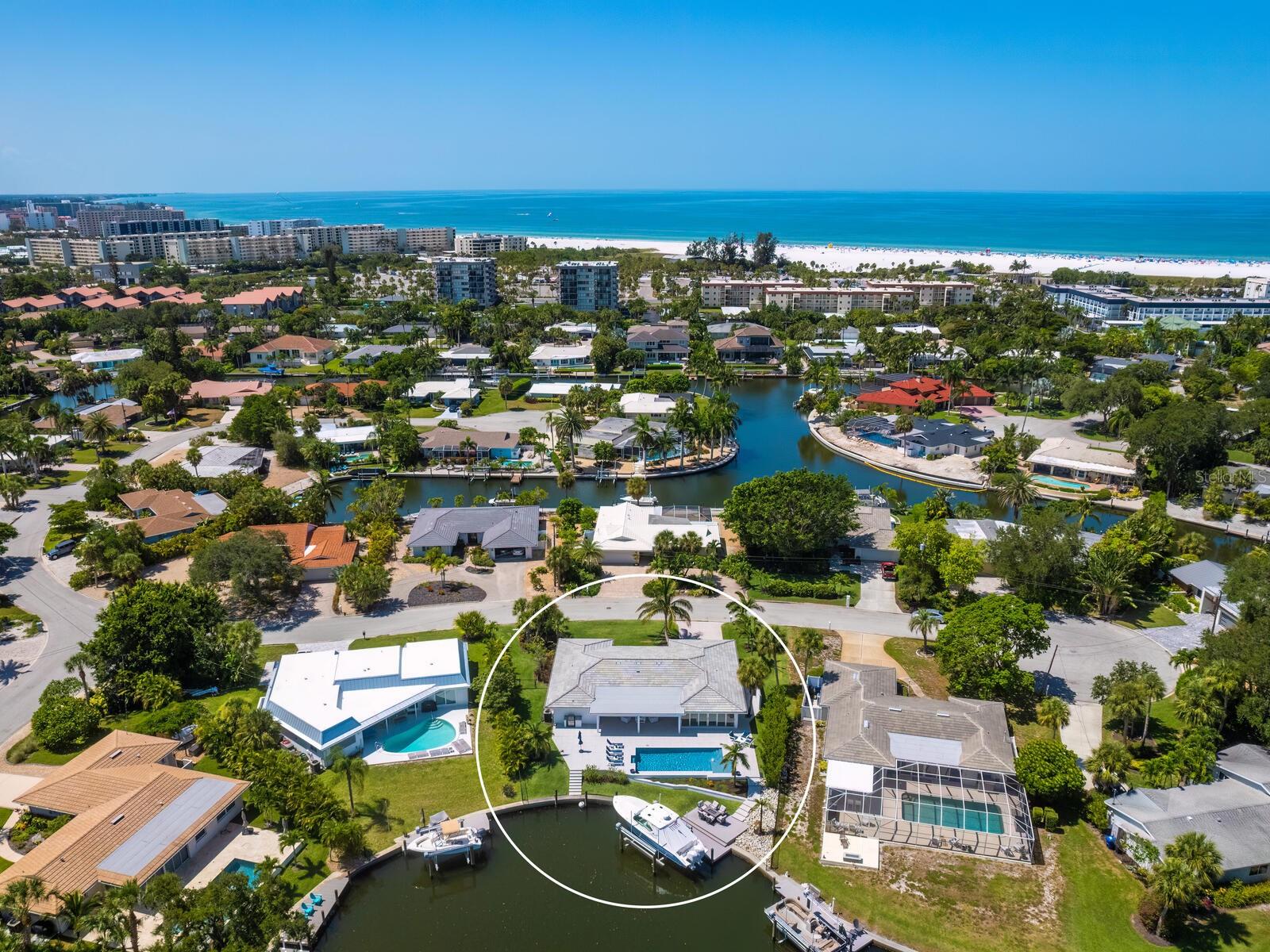 SIESTA ISLES - Residential