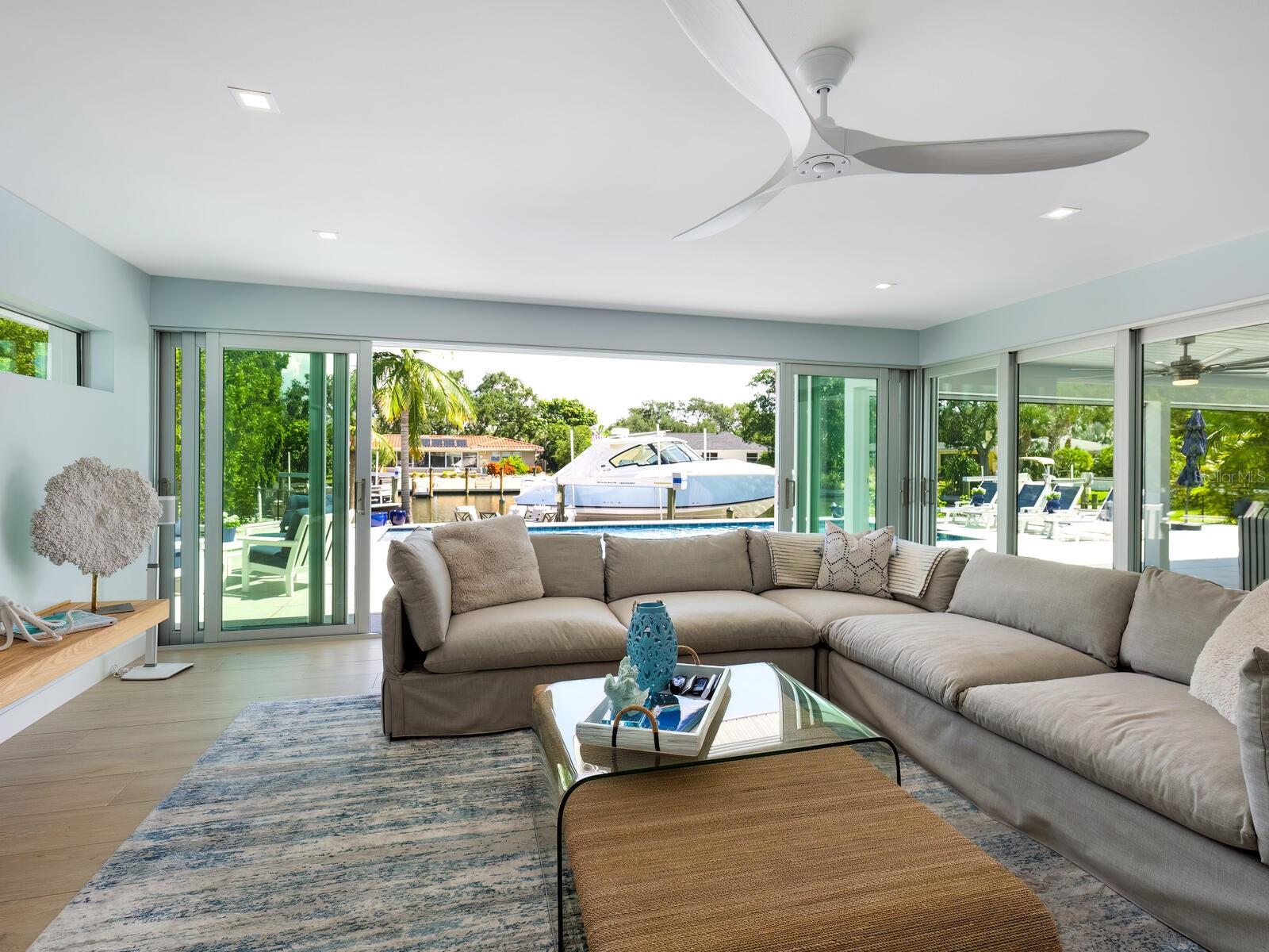 SIESTA ISLES - Residential