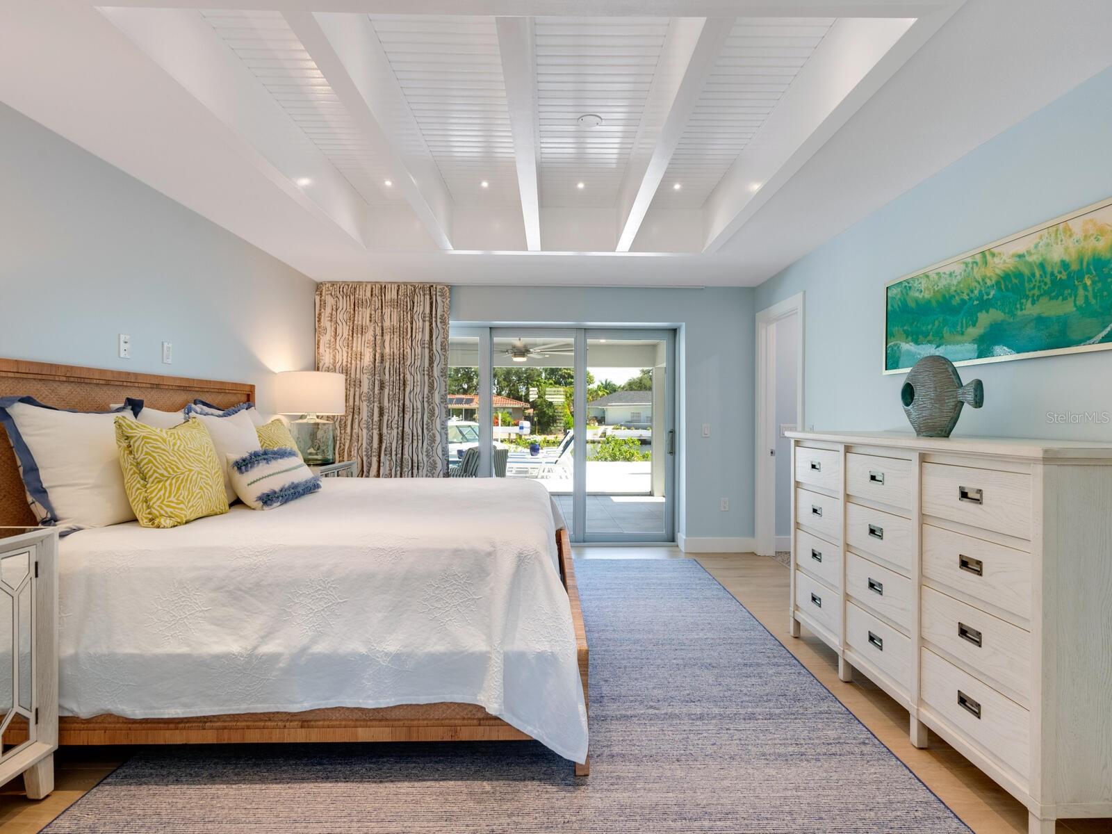 SIESTA ISLES - Residential