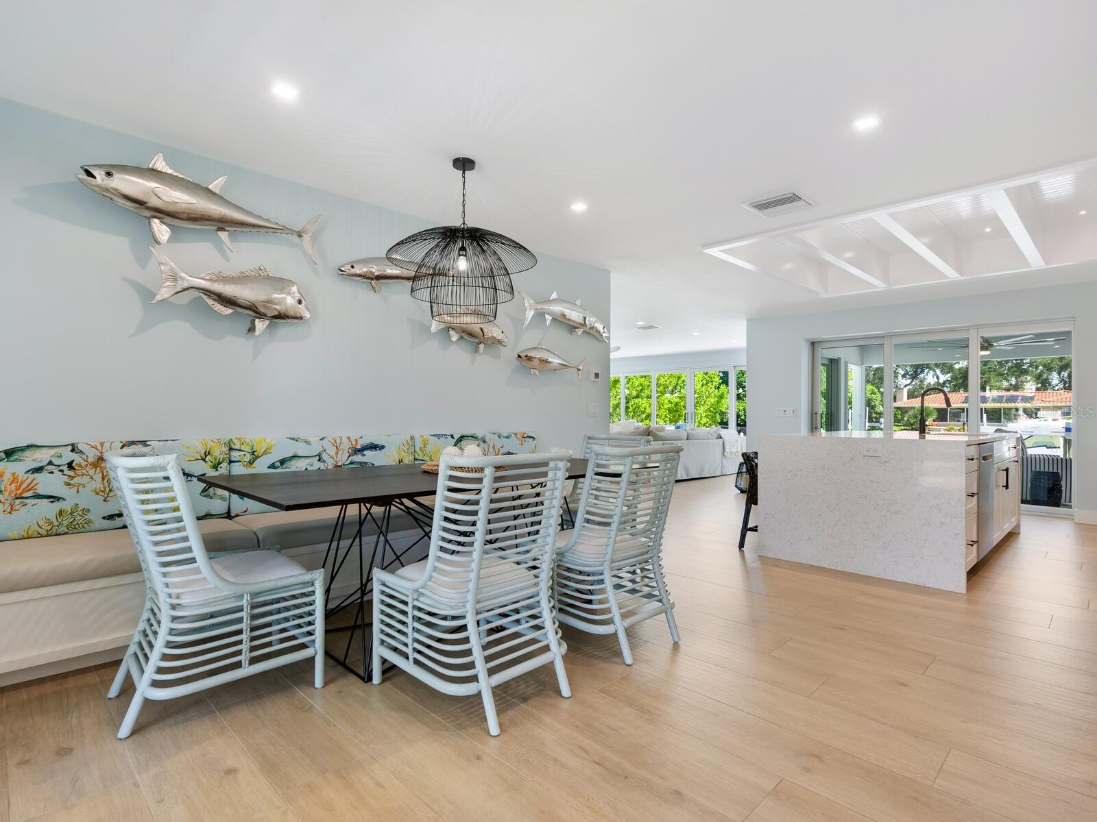 SIESTA ISLES - Residential