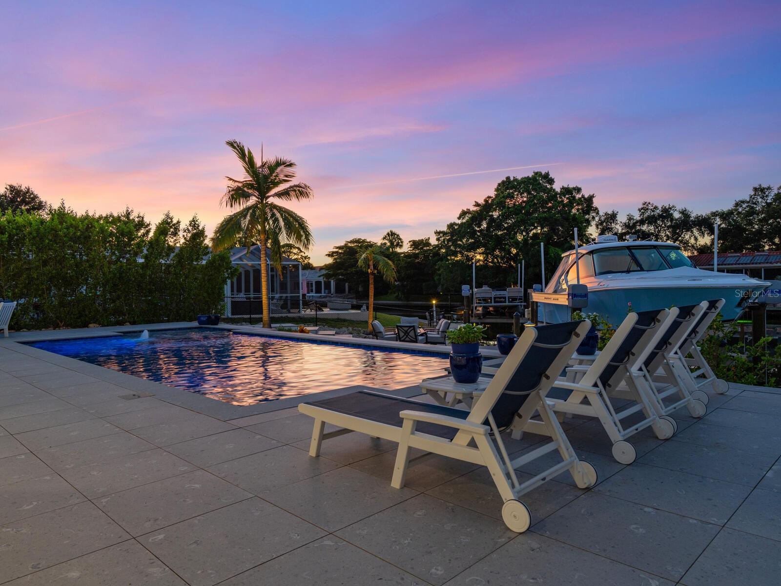 SIESTA ISLES - Residential