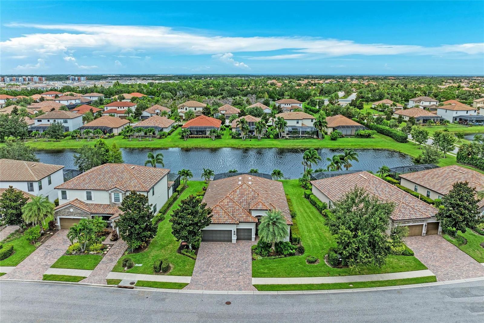 13117 RAMBLEWOOD TRAIL