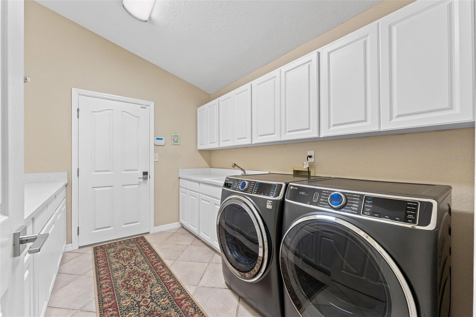 SWEETWATER CLUB UNIT 7 - Residential