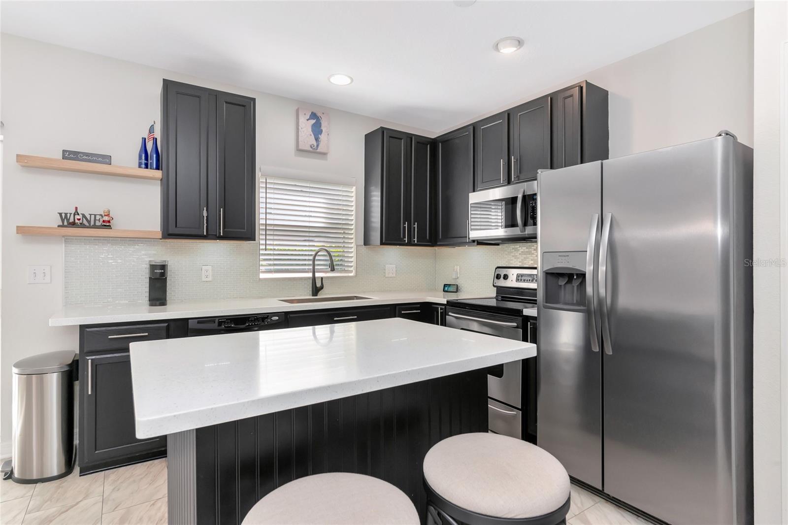 UNIT 101 BLDG 15 GREENBROOK WALK PH 1 PI#5845.3060 - Residential