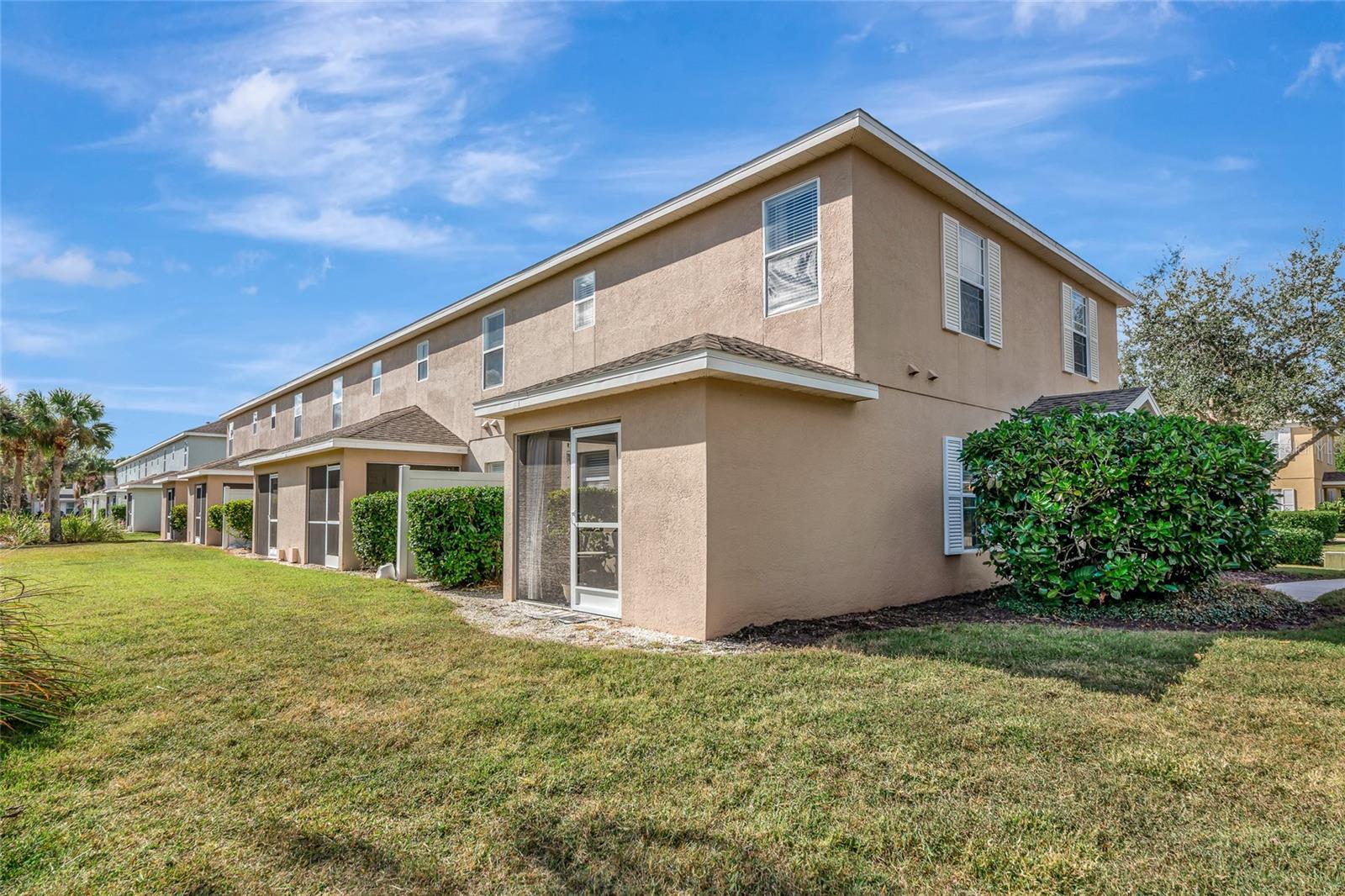 UNIT 101 BLDG 15 GREENBROOK WALK PH 1 PI#5845.3060 - Residential