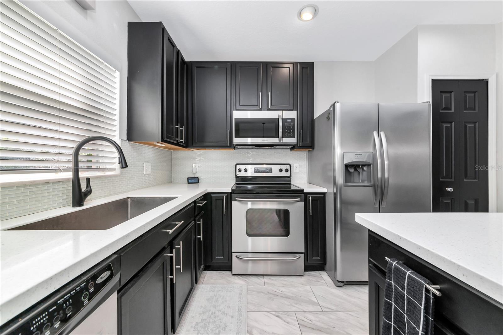 UNIT 101 BLDG 15 GREENBROOK WALK PH 1 PI#5845.3060 - Residential