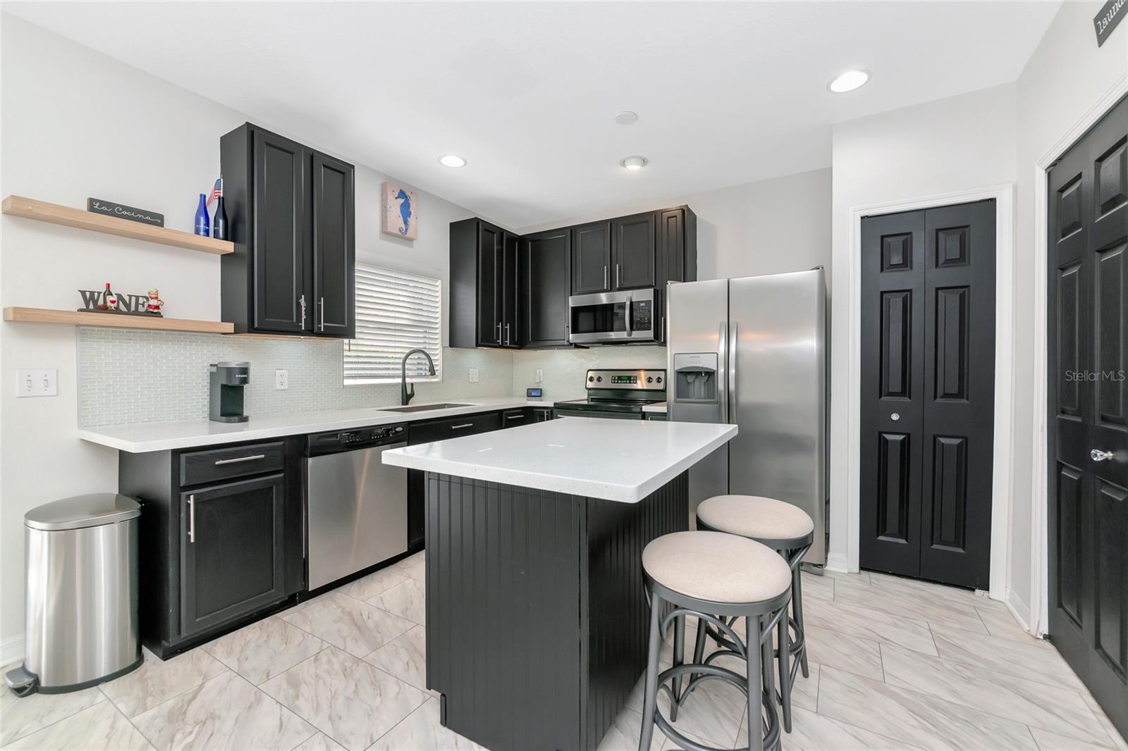 UNIT 101 BLDG 15 GREENBROOK WALK PH 1 PI#5845.3060 - Residential