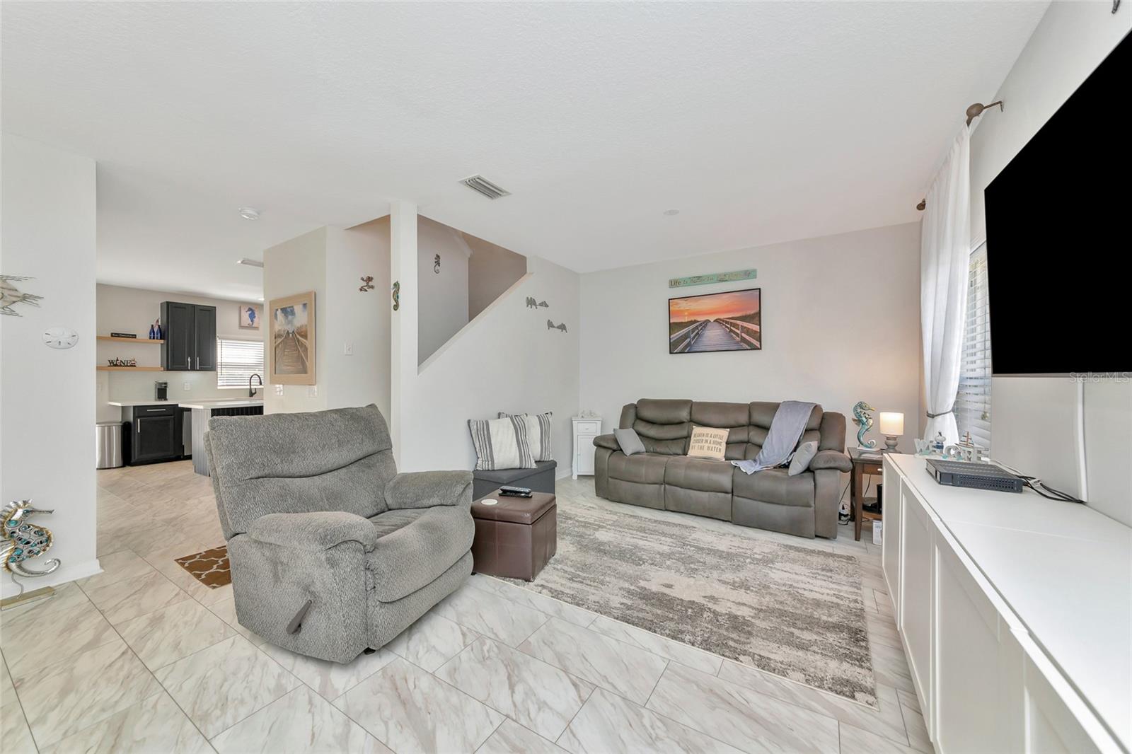 UNIT 101 BLDG 15 GREENBROOK WALK PH 1 PI#5845.3060 - Residential