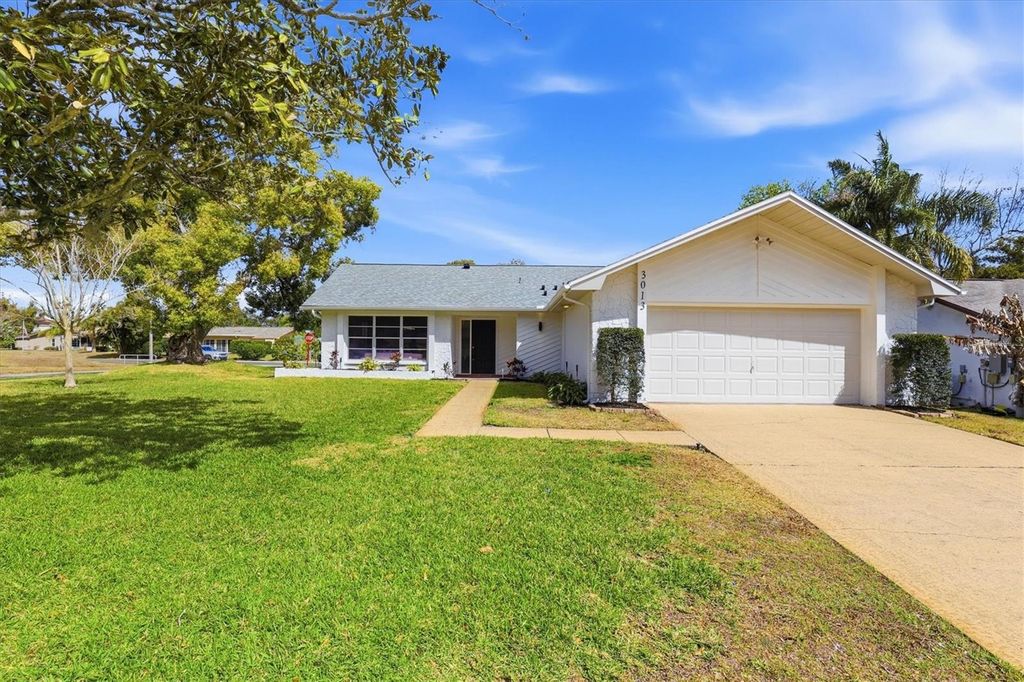 Photo of 3013 Gregor Court, Palm Harbor, FL 34684 (MLS # TB8478116)