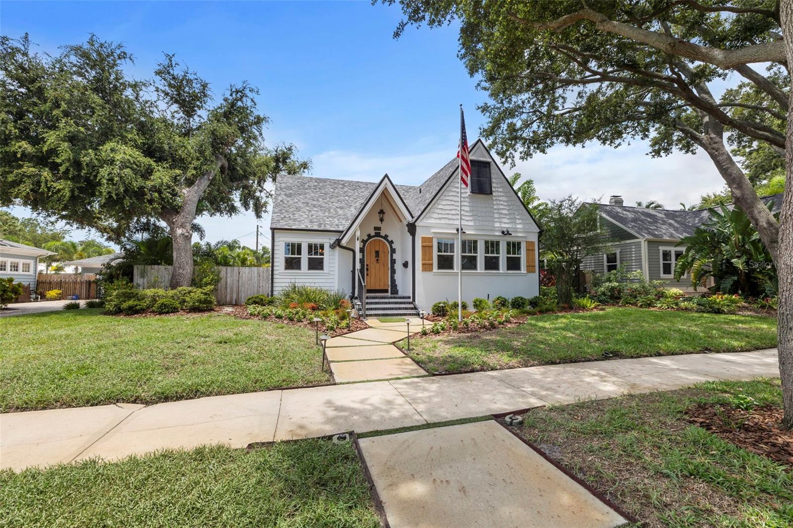2420 14TH STREET N