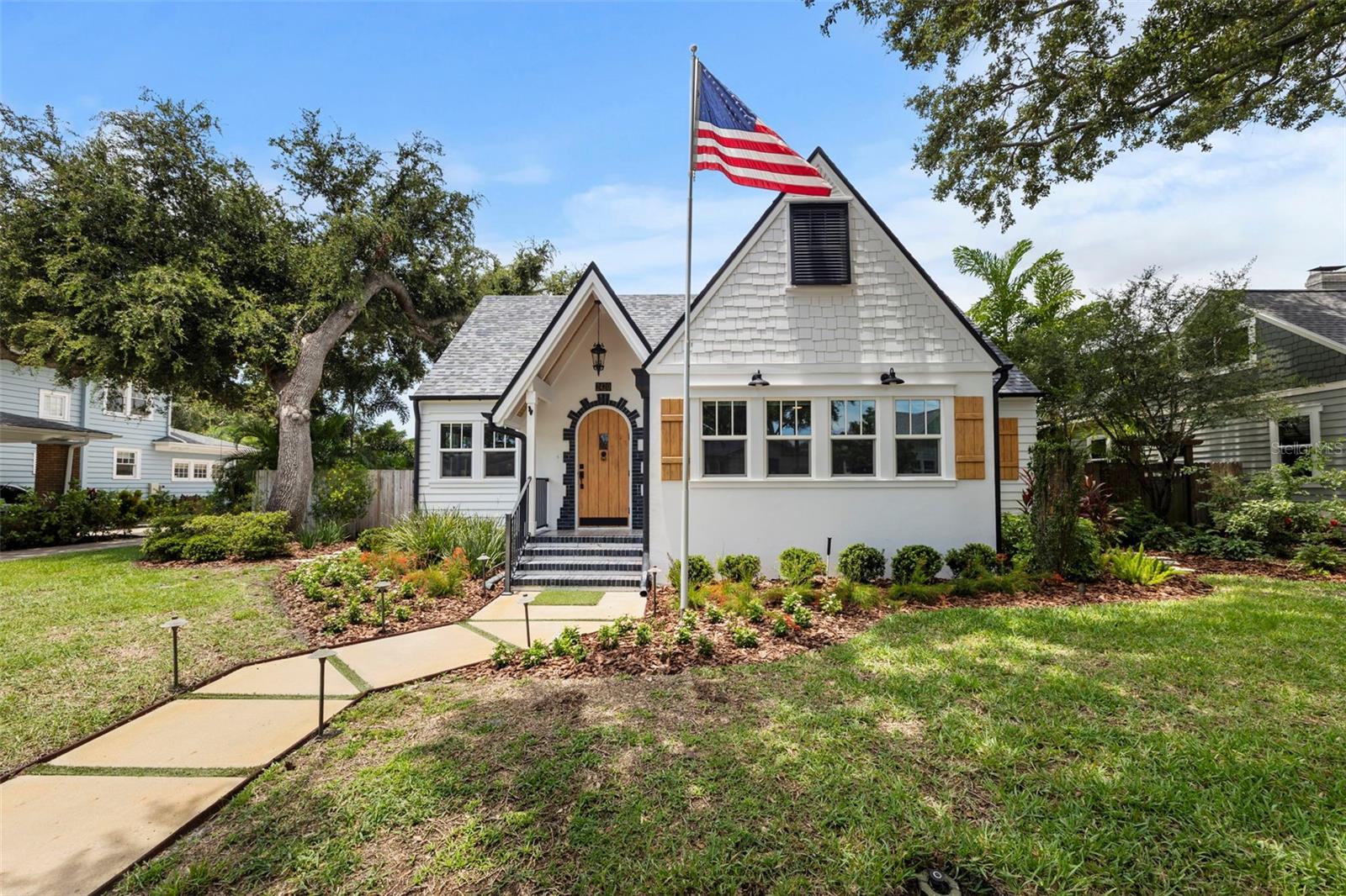 2420 14TH STREET N