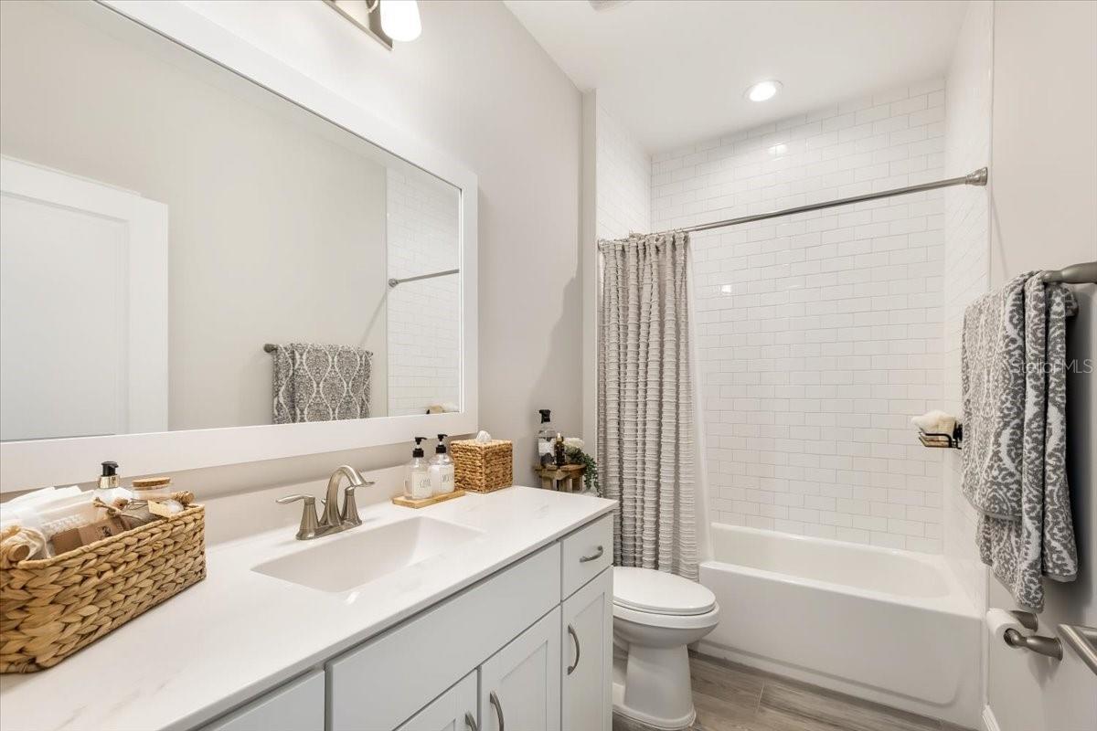 GRAND LNDGS PH 4 - Residential