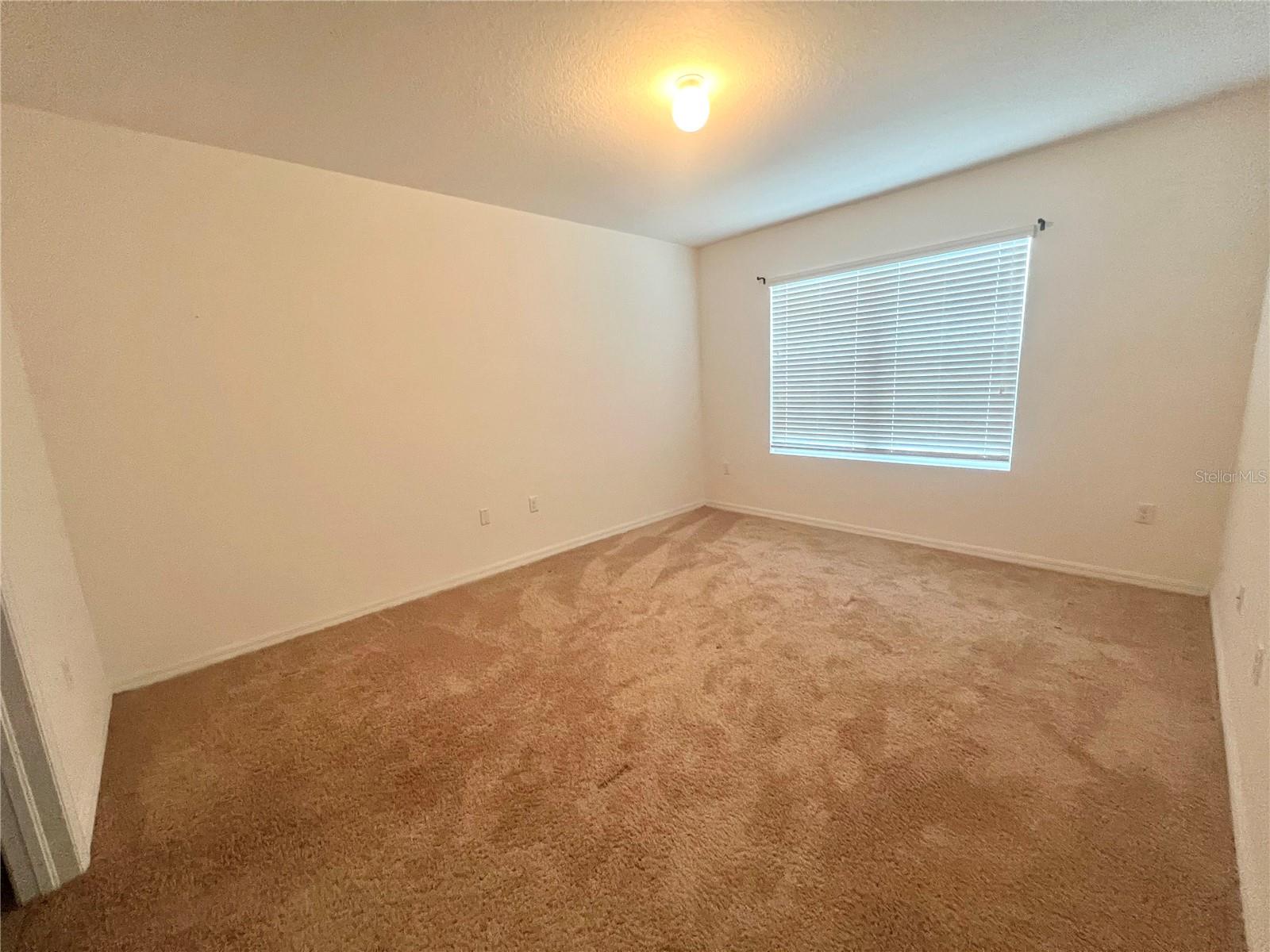 HIGHLANDS PH 01 - Residential Lease