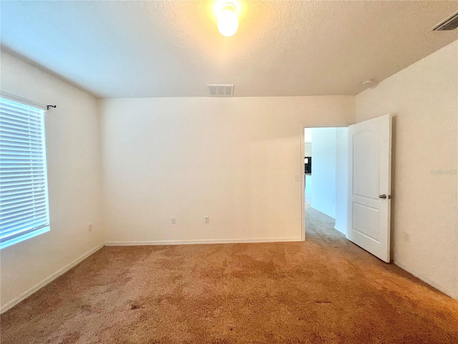 HIGHLANDS PH 01 - Residential Lease