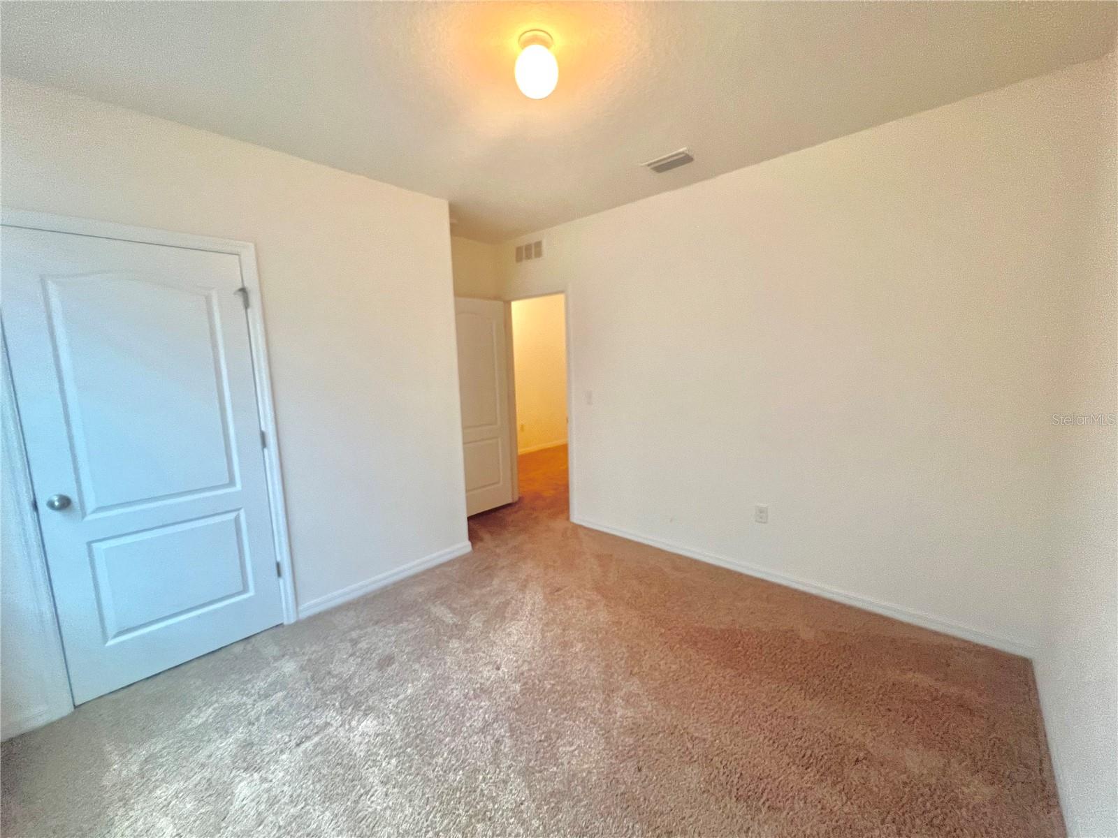 HIGHLANDS PH 01 - Residential Lease