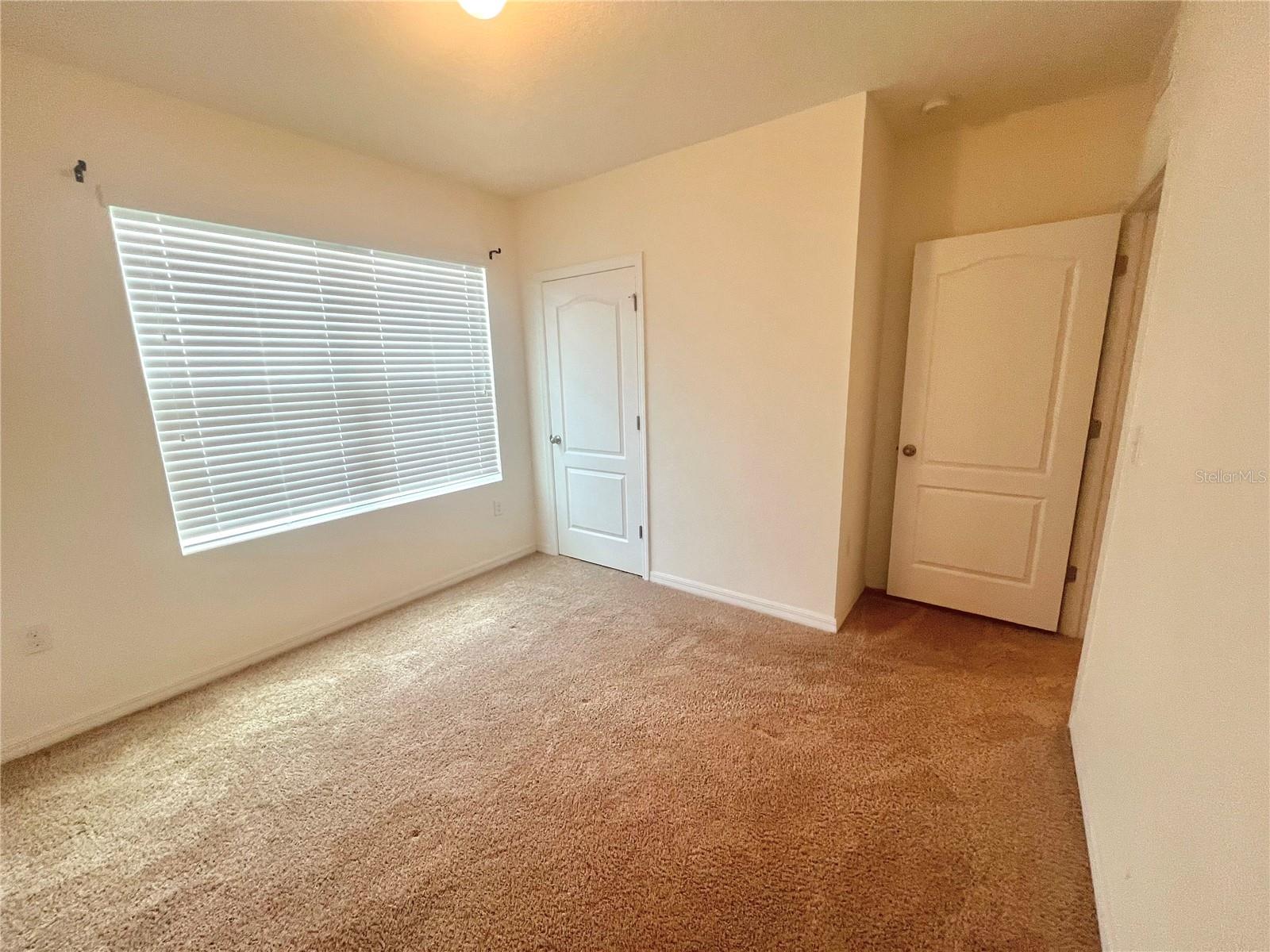 HIGHLANDS PH 01 - Residential Lease