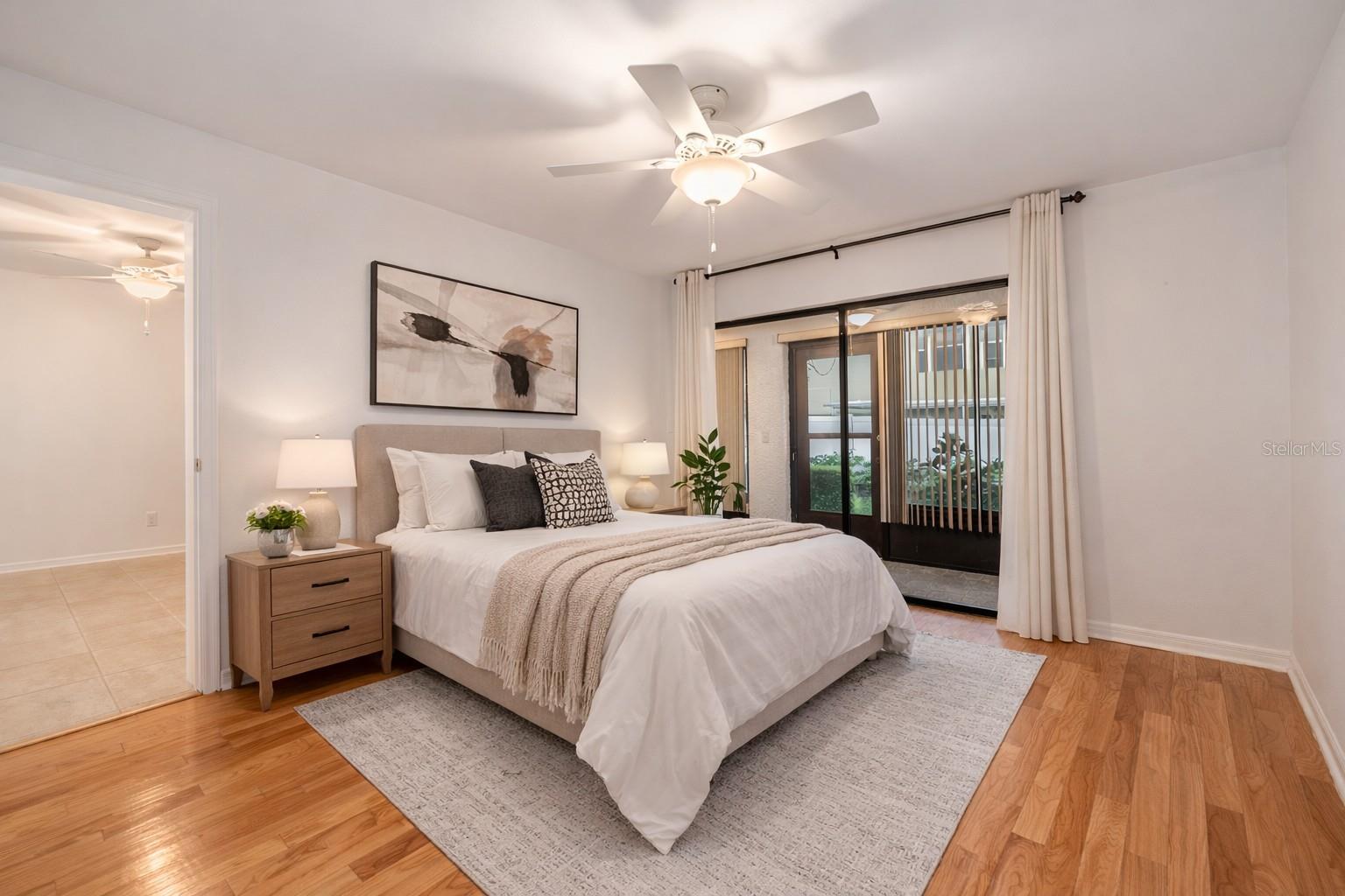 VILLAS OF LAKE ARBOR - Residential