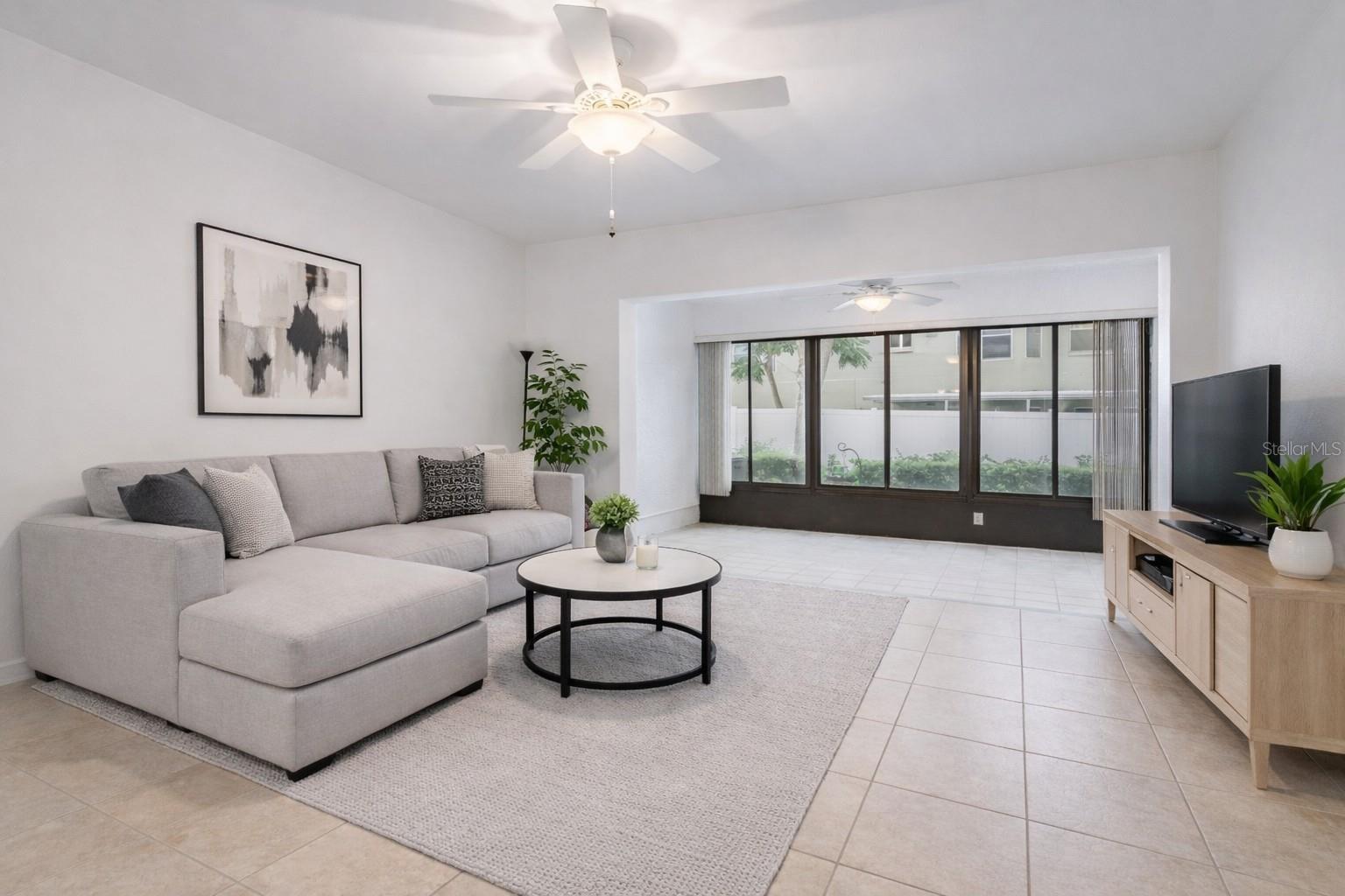 VILLAS OF LAKE ARBOR - Residential