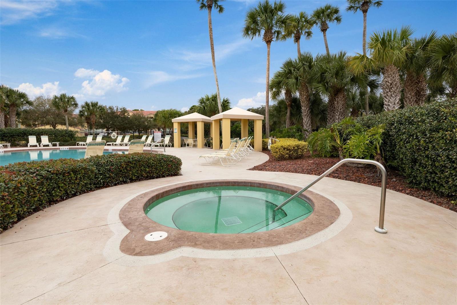 CANOPY WALK - Residential