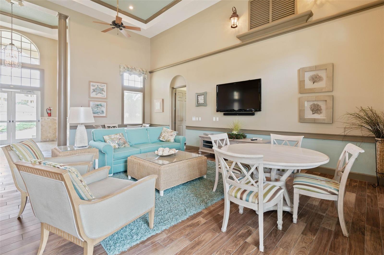 CANOPY WALK - Residential