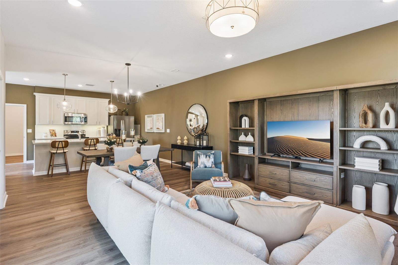 CONNORS COVE - Residential