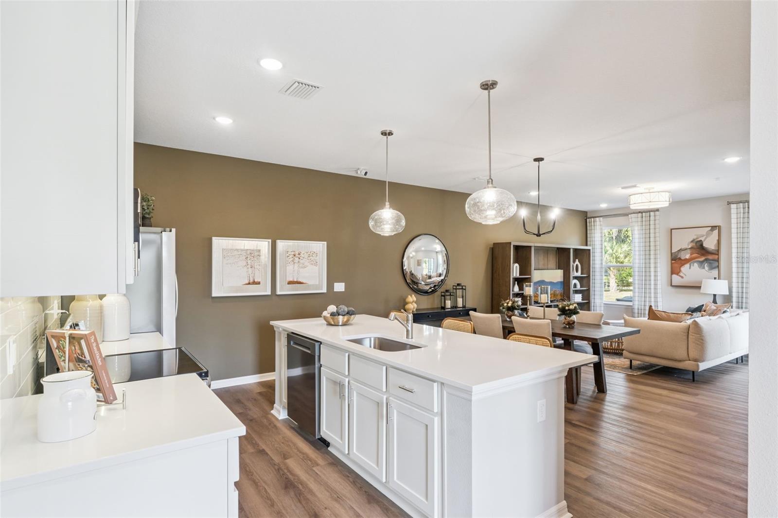 CONNORS COVE - Residential