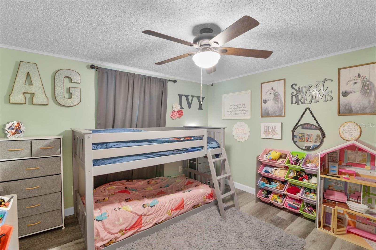 4742 - FL SHORES-BETWEEN 17TH&AMP;AND20THS - Residential