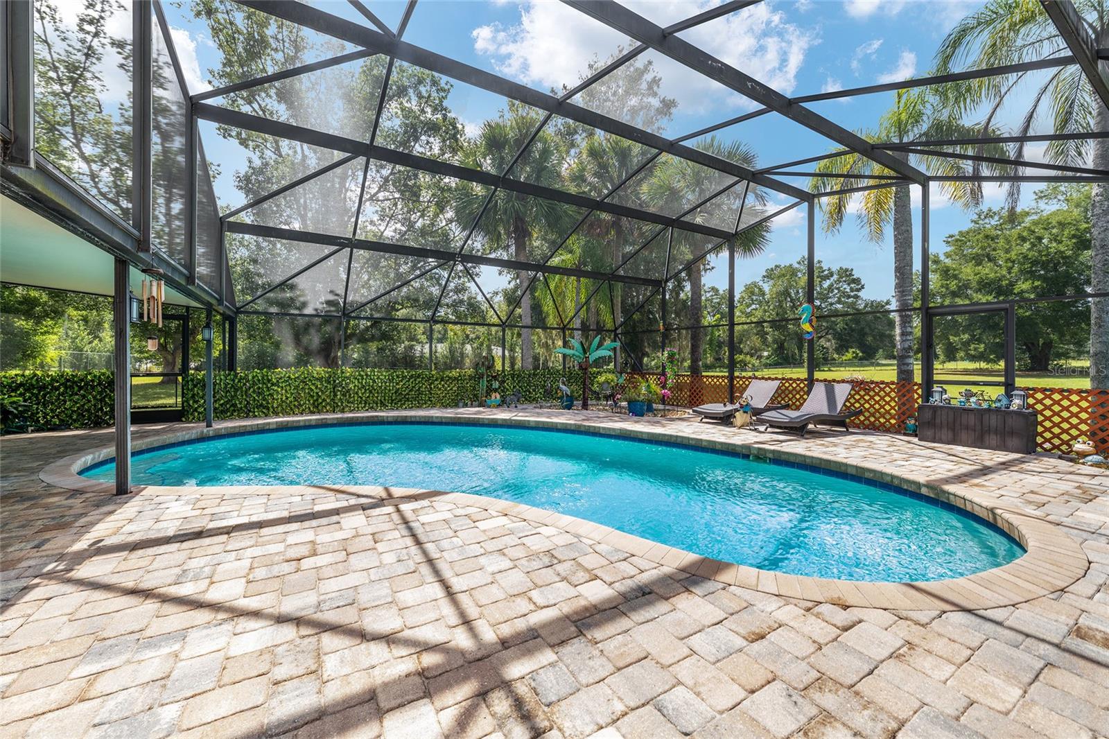 CATHEDRAL ARCH - Residential