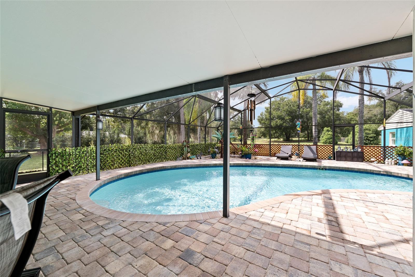 CATHEDRAL ARCH - Residential