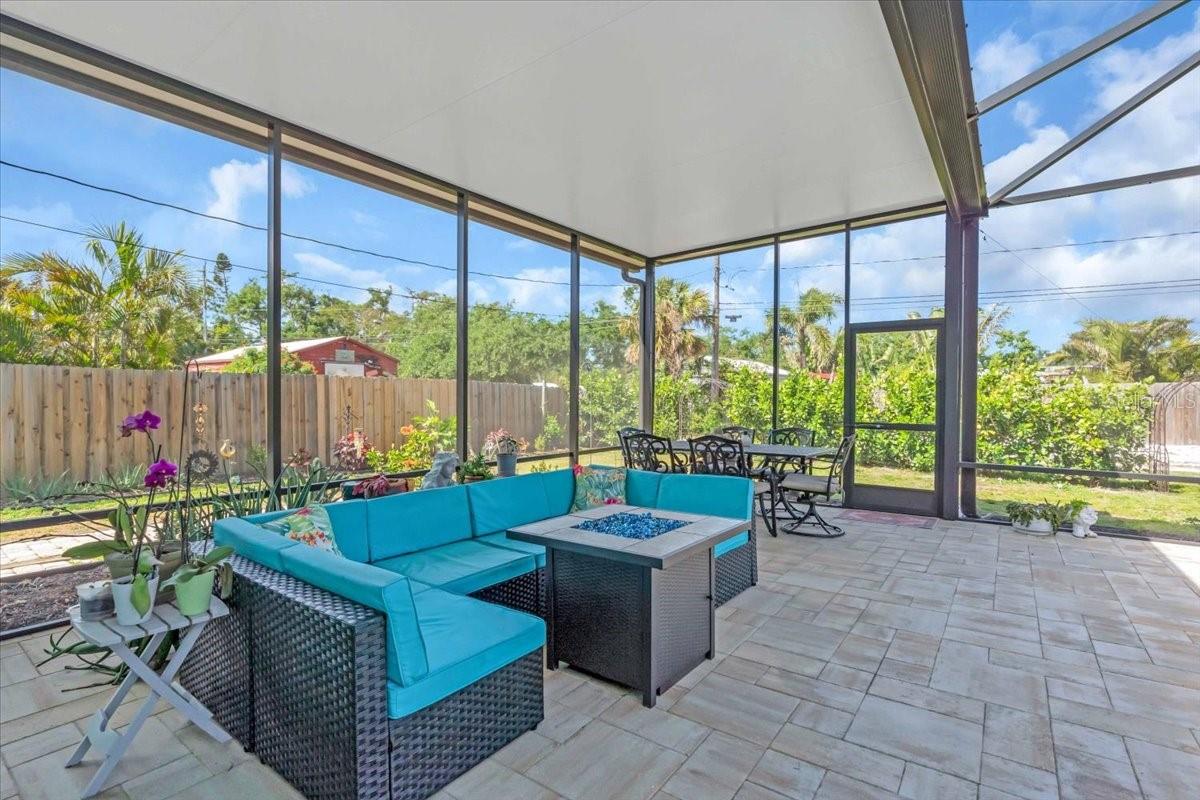 SOUTH VENEZIA PARK - Residential