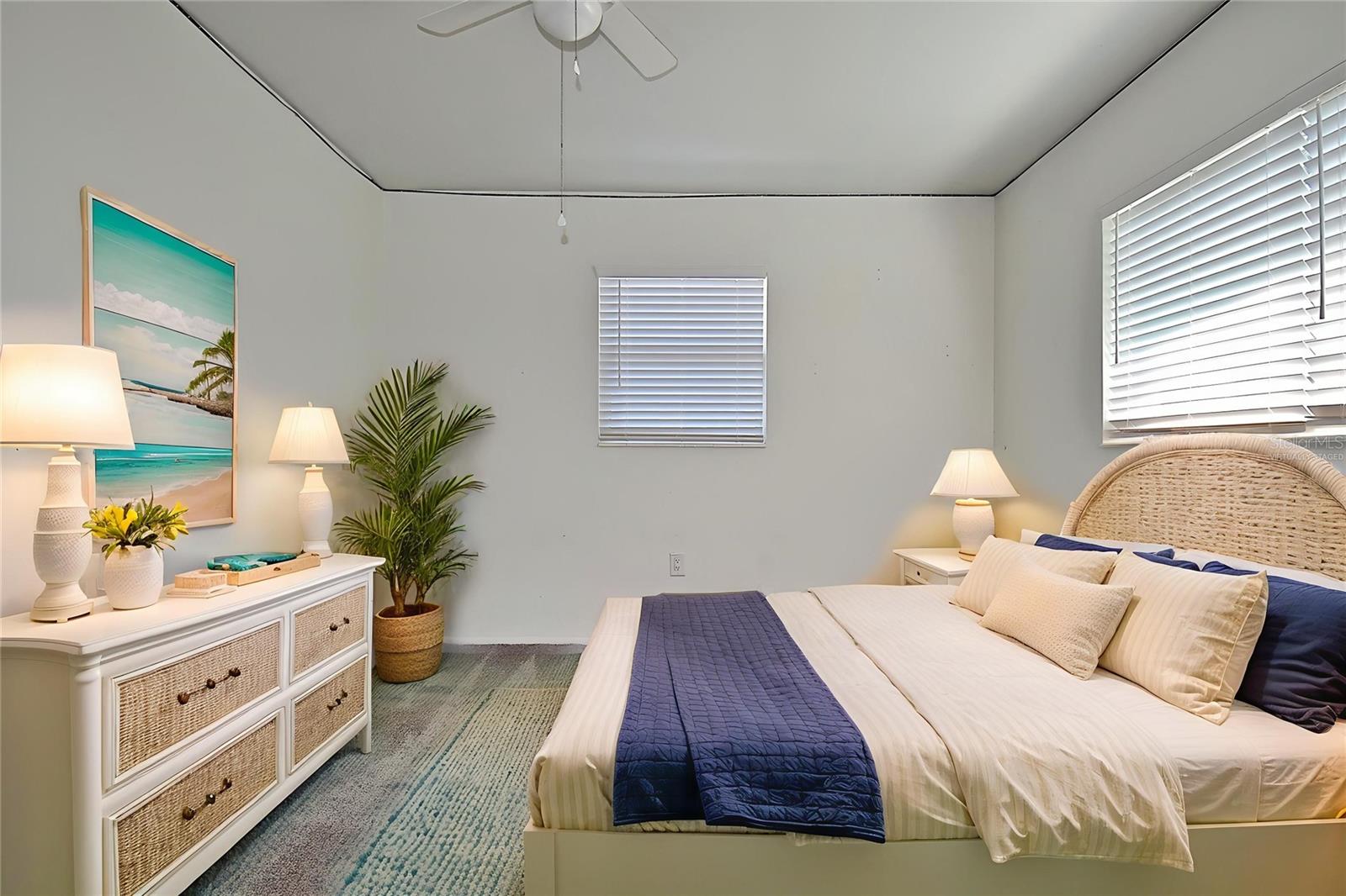 SOUTH VENEZIA PARK - Residential