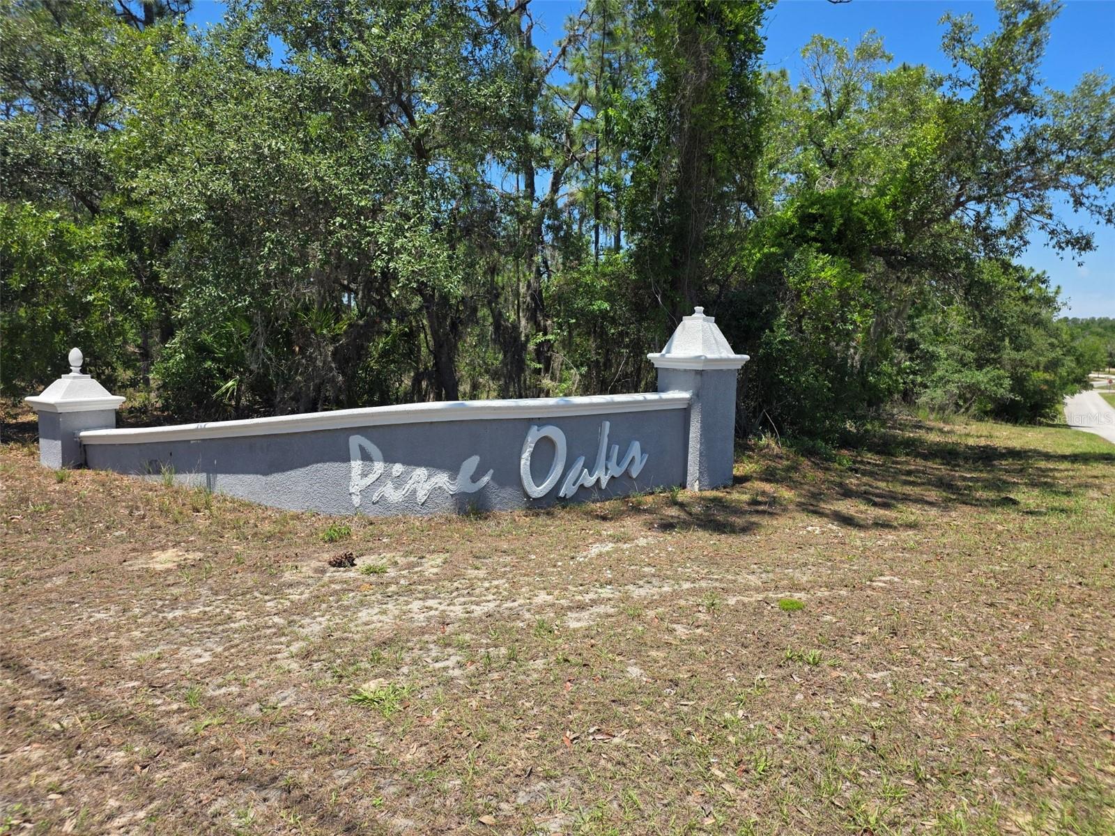 PINE OAK ESTATES REV - Land