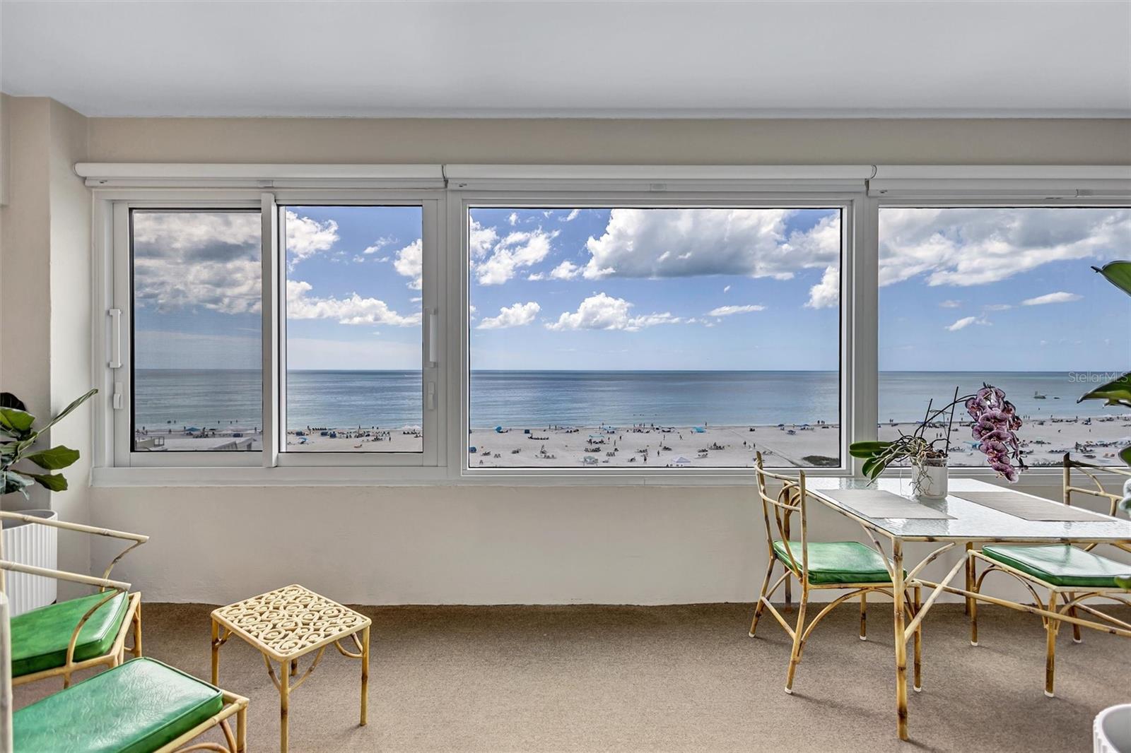 HORIZONS WEST - Residential