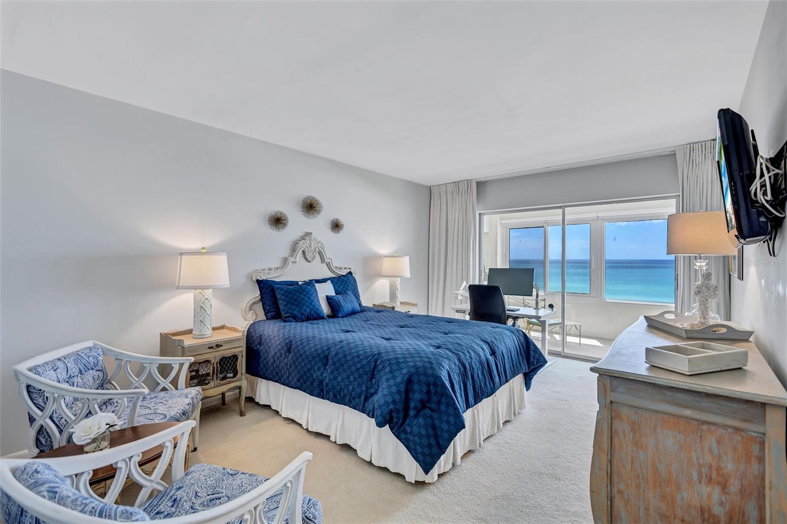 HORIZONS WEST - Residential