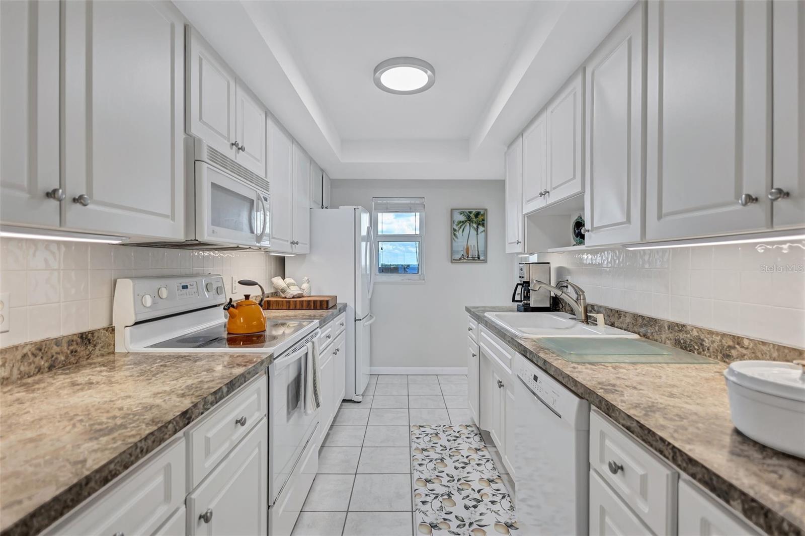 HORIZONS WEST - Residential