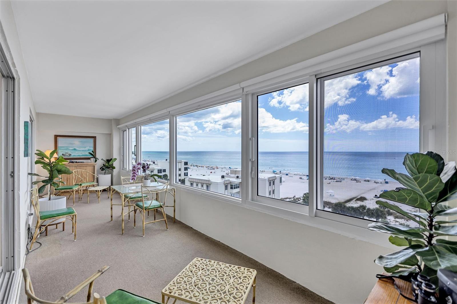 HORIZONS WEST - Residential