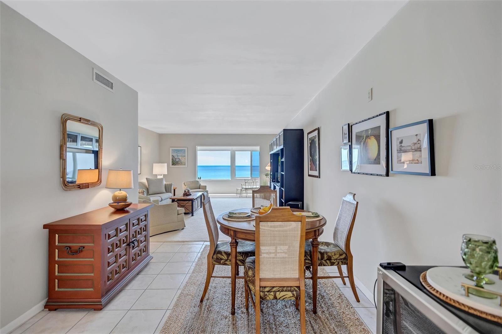 HORIZONS WEST - Residential