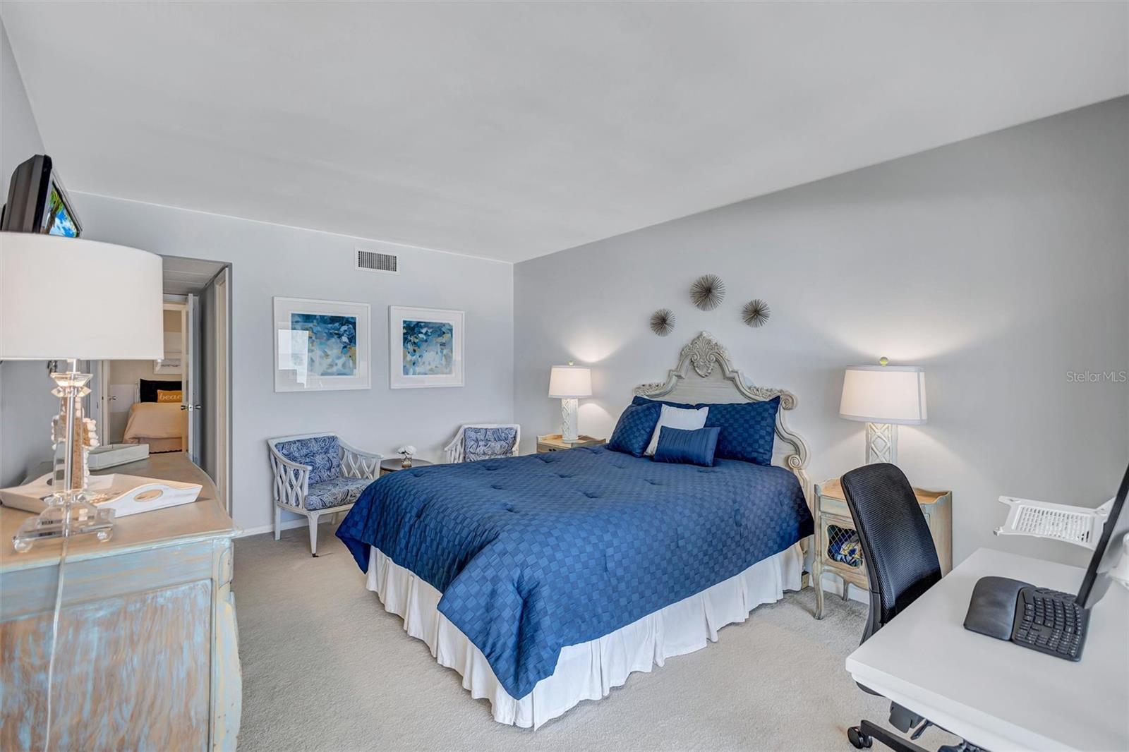 HORIZONS WEST - Residential