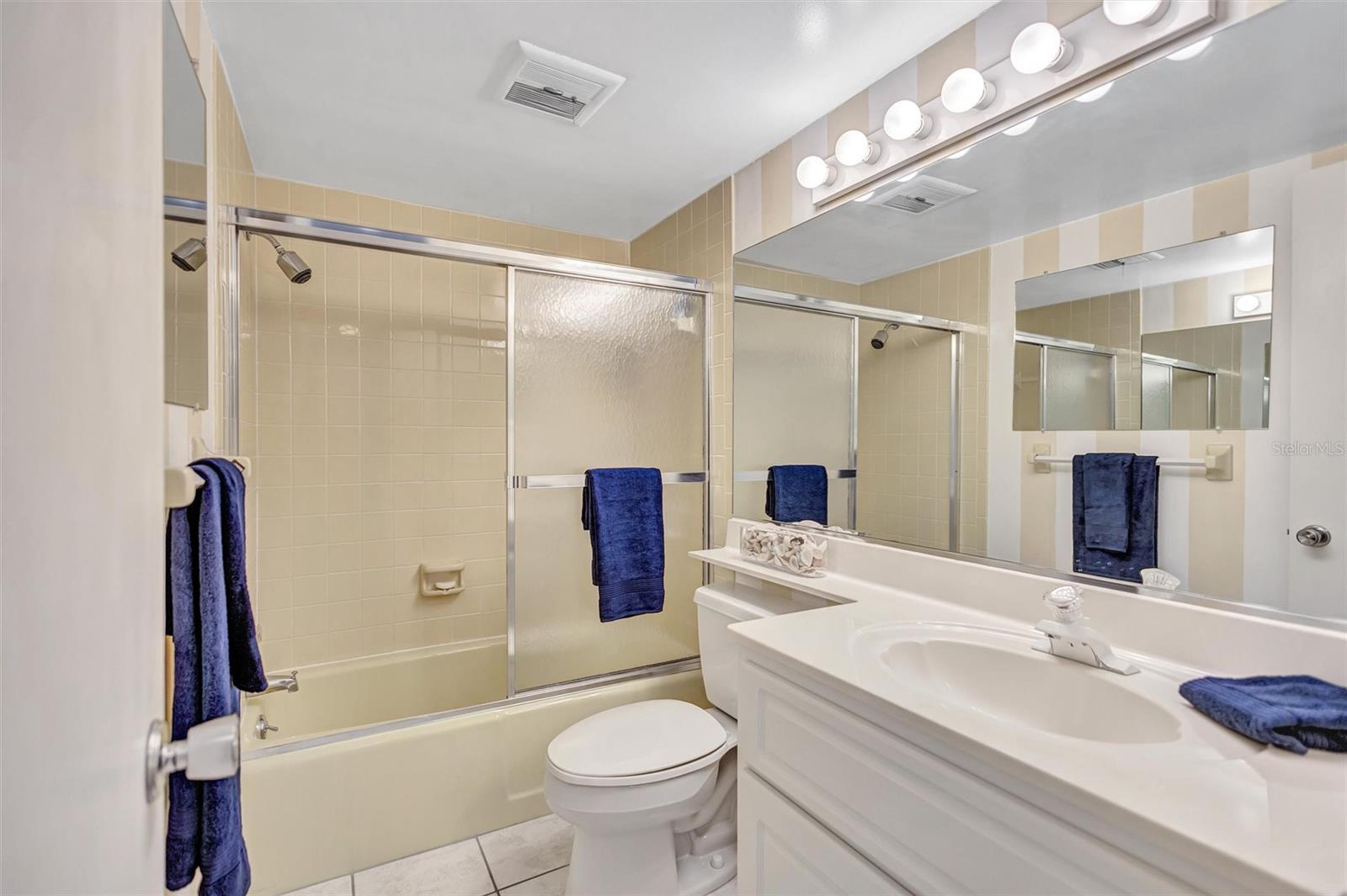 HORIZONS WEST - Residential